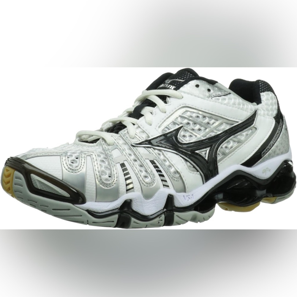 Women’s Mizuno Wave Tornado 8
